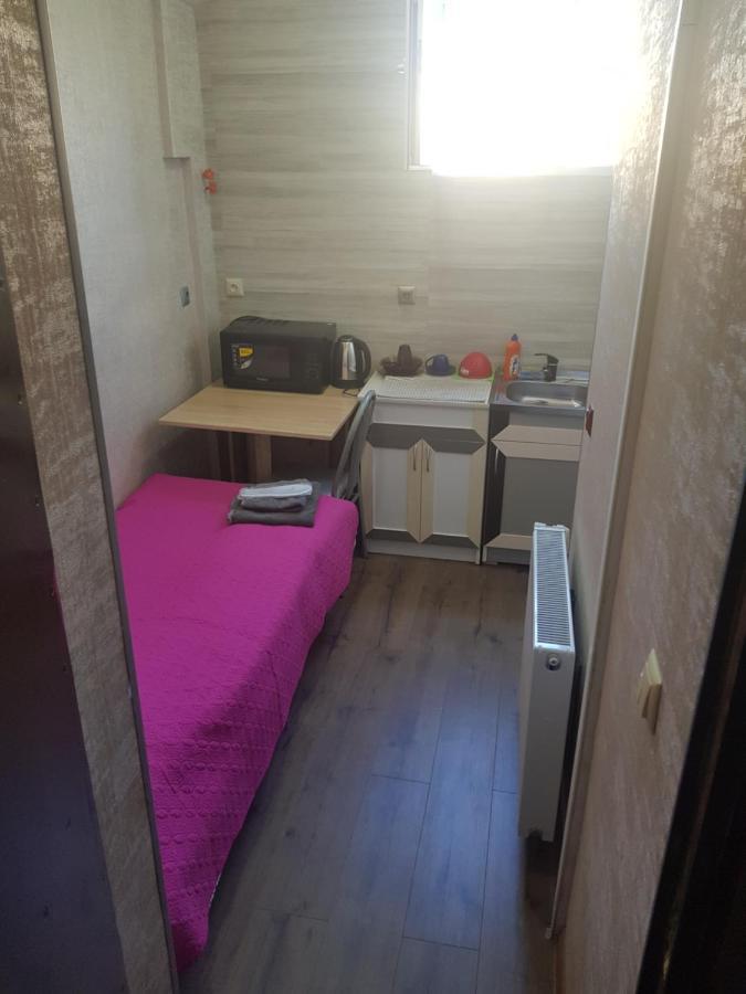 SOLO Budget Apartment Tbilisi Eksteriør billede
